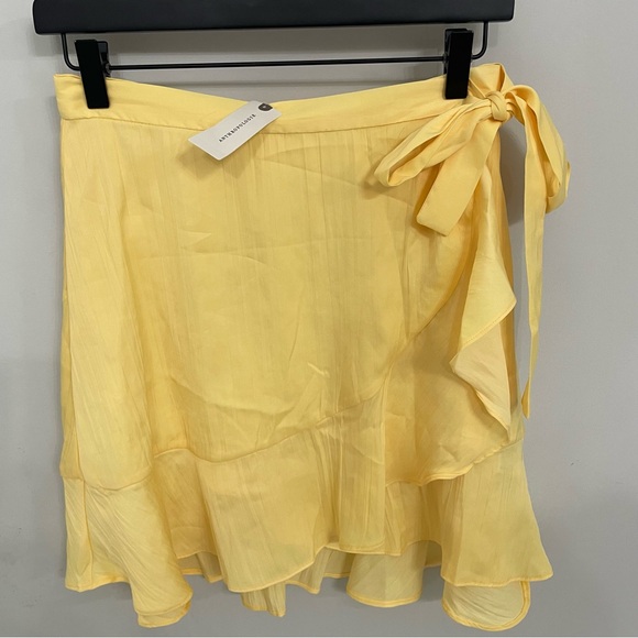 NWT Anthropologie Maeve Ruffle Mini Skirt Yellow.         16 - Picture 4 of 9